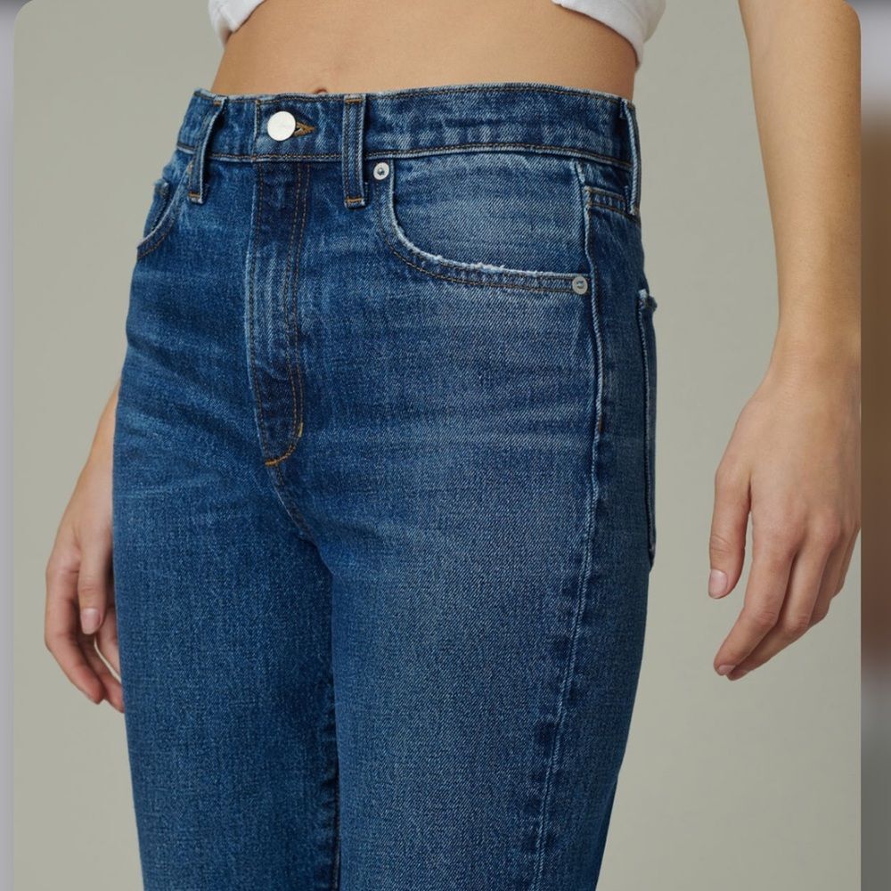 Joe's Jeans Straight Leg Jeans in Medium Blue - Picture 4 of 5
